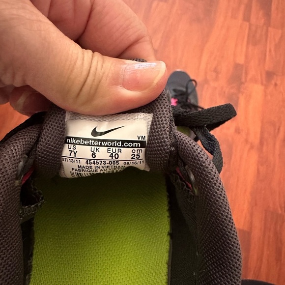 NIKE LUNARGLIDE 3 (GS) BIG
KIDS Youth Size 7 - Picture 5 of 7